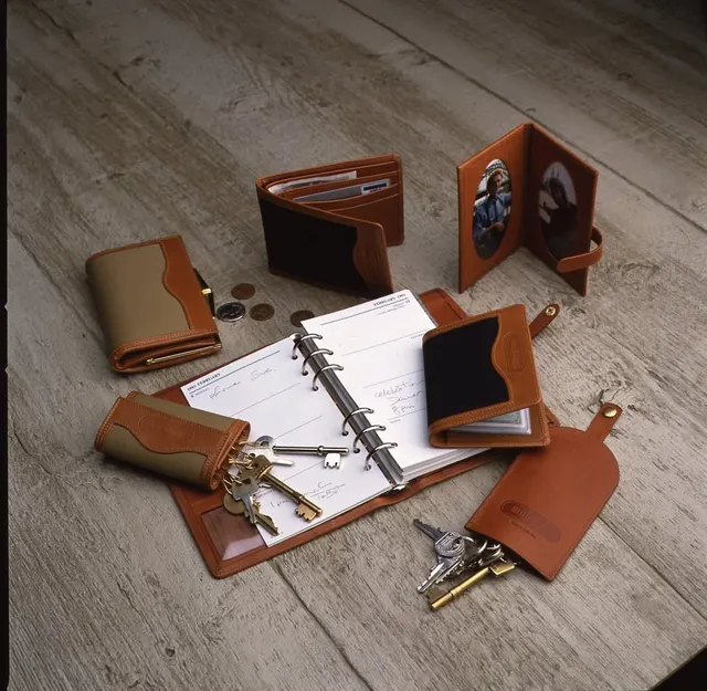 billingham-small-leather-goods-lederaccessoires image 1