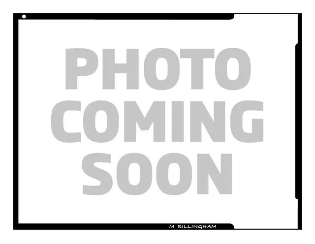 billingham-leica-m-gepolsterter-boden-padded-base image 1
