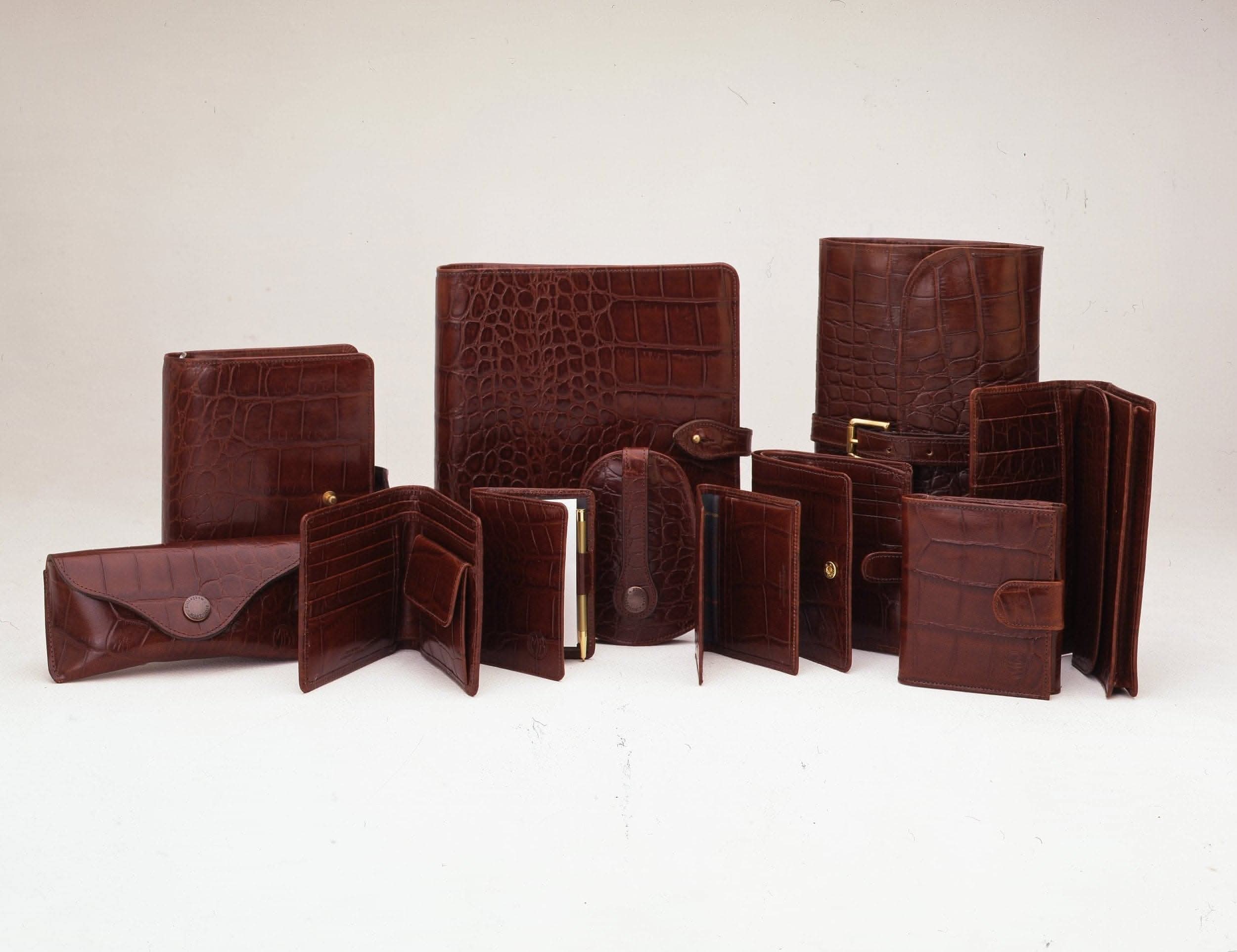 billingham-mb-range-lederaccessoires-aus-leder image 3