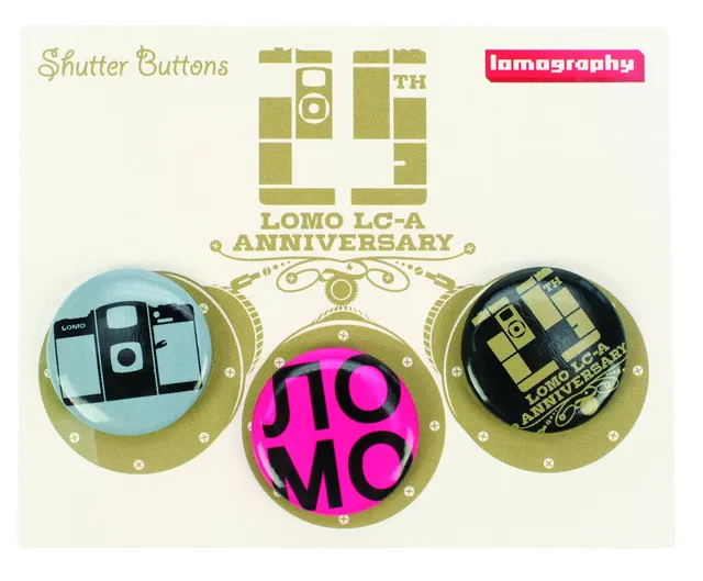 lomography-button-set-12-fashion-ansteck-buttons image 1