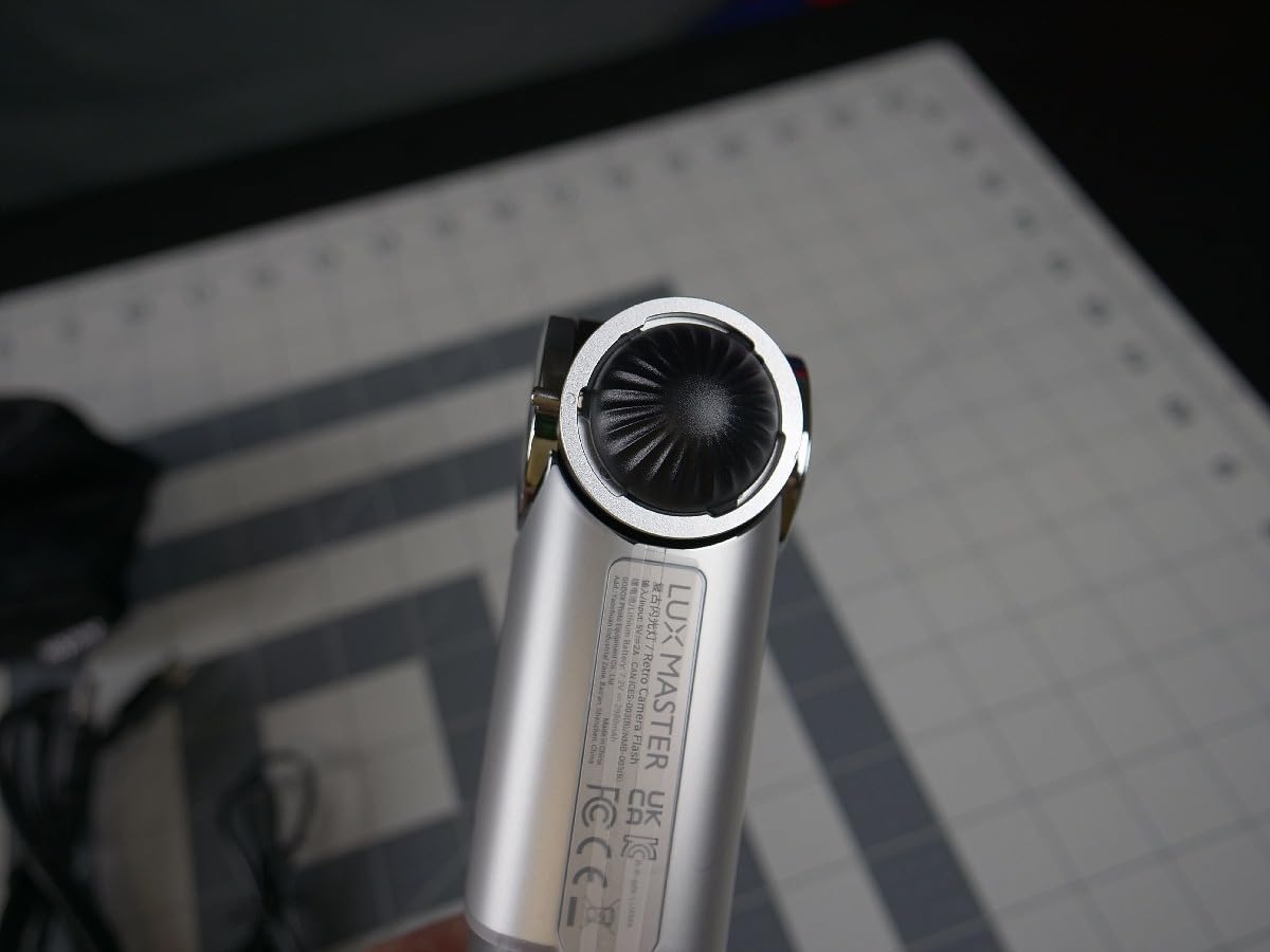 Toller Blitz für Olympus