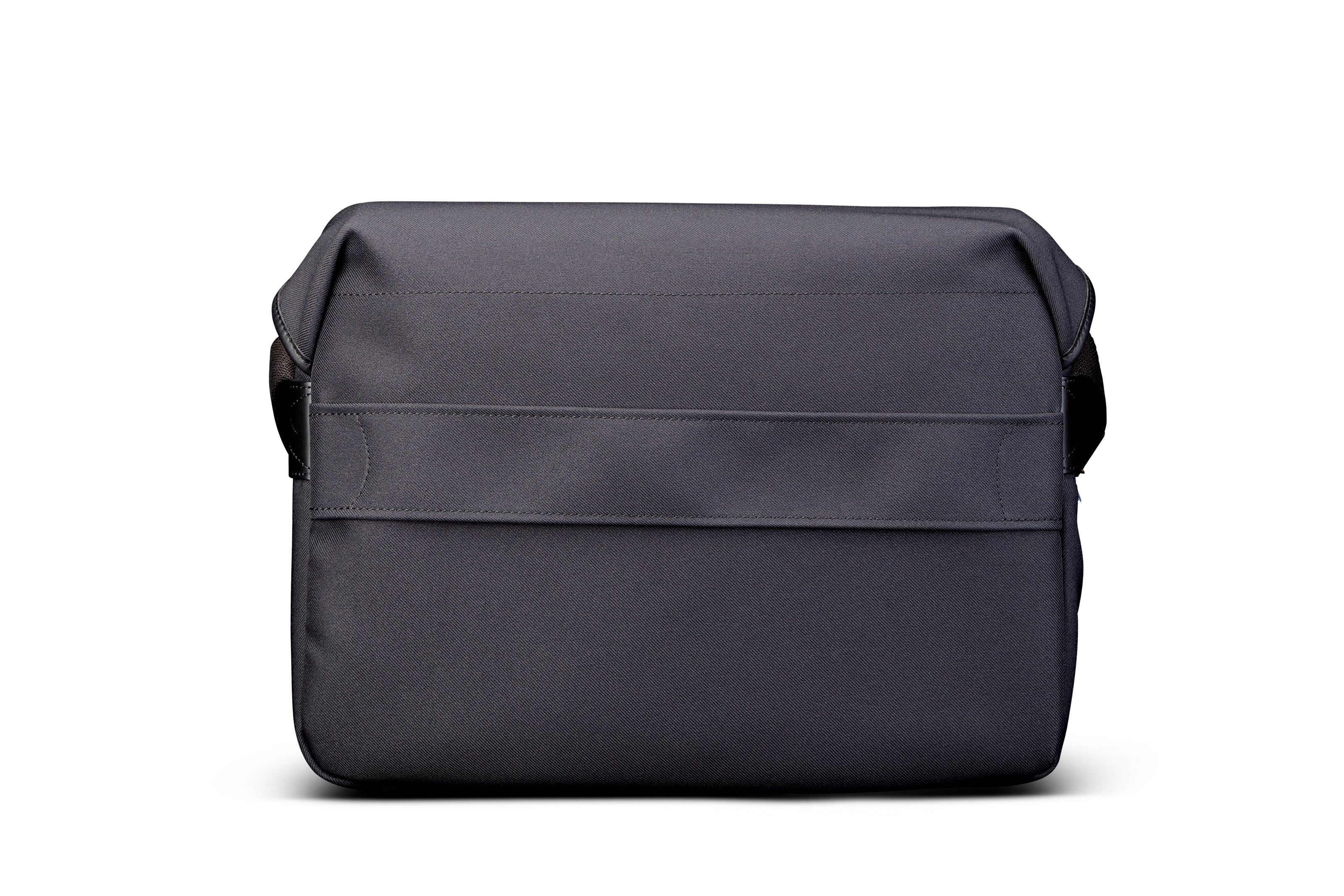 billingham-icon-messenger-bag-mit-14-zoll-laptopfach image 4
