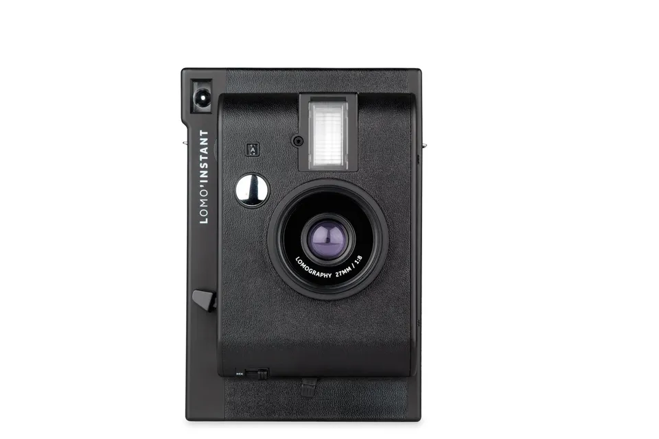 lomography-lomo-instant-black-instantkamera-f-r-instax-mini-film image 1