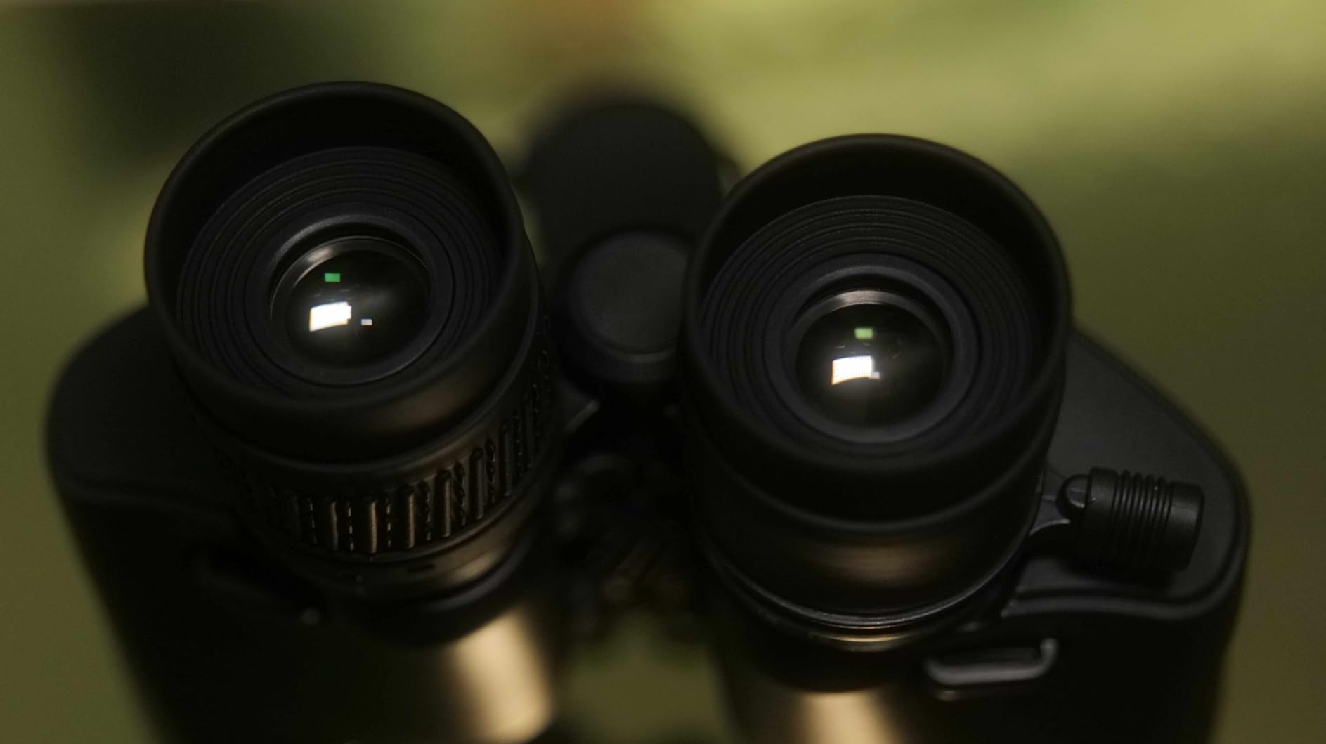 Scharf, aber schwer und Zoom hakelig