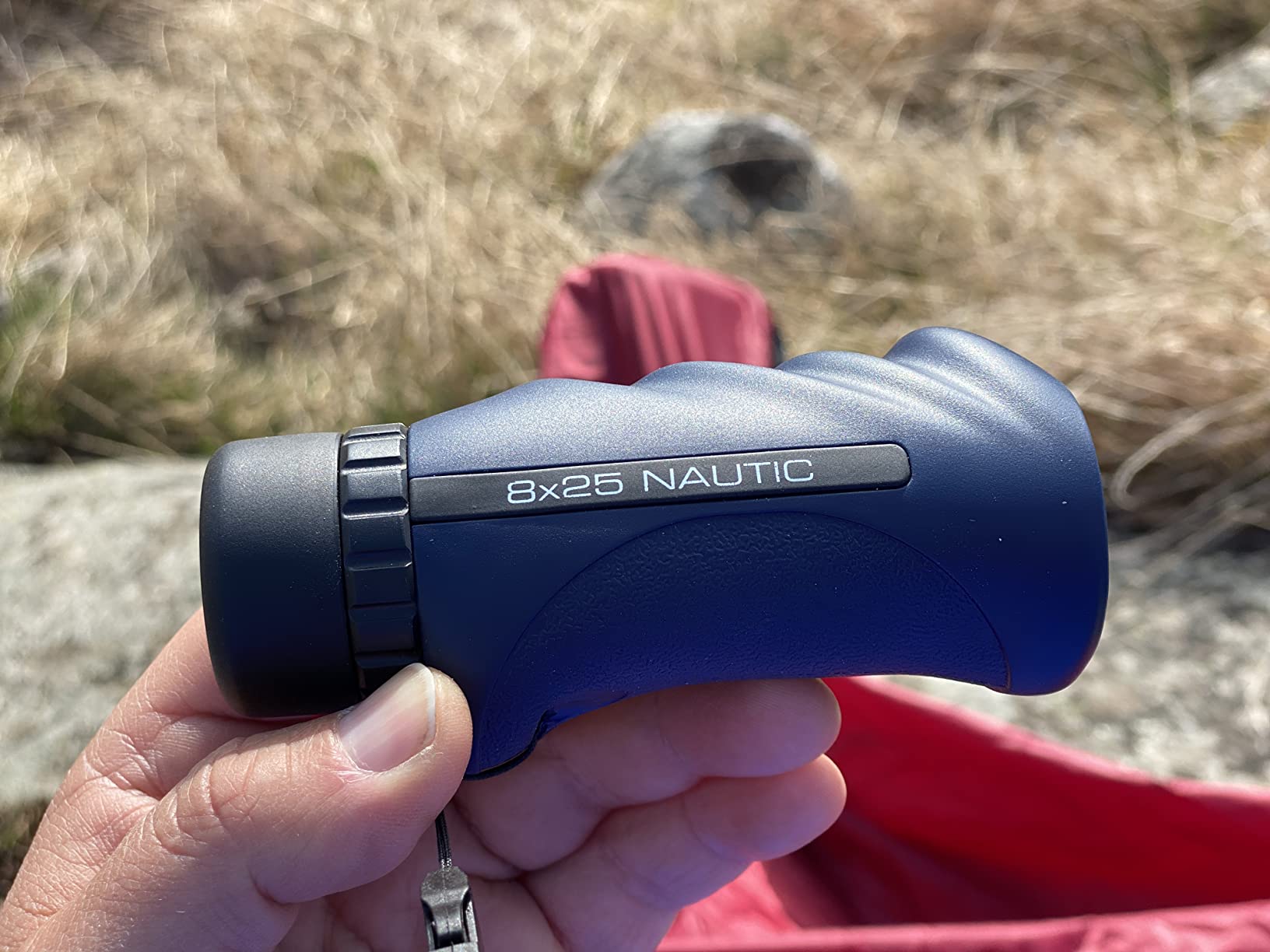 Klein, blau, genial